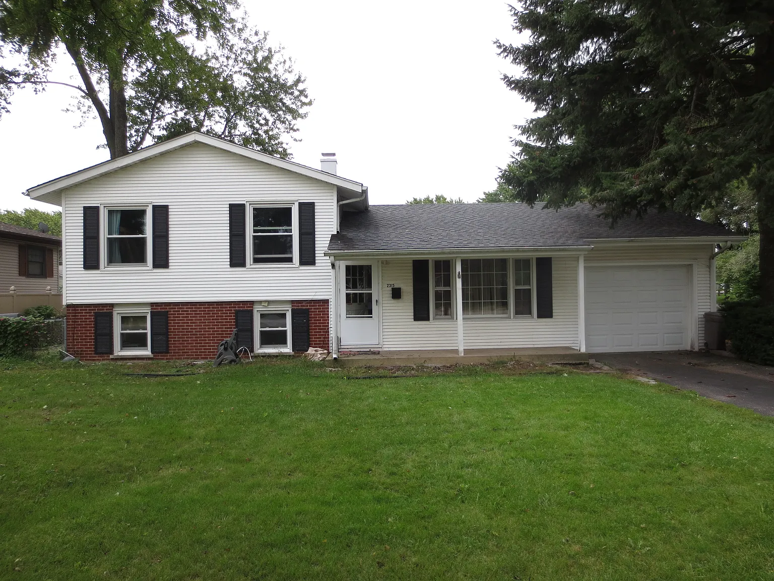 2315 Kirchoff Rd photo 1