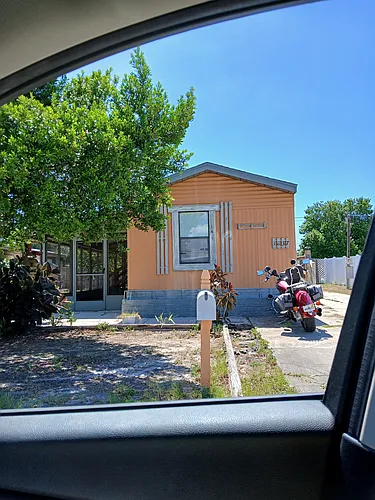 1837 Holiday Dr Photo 1