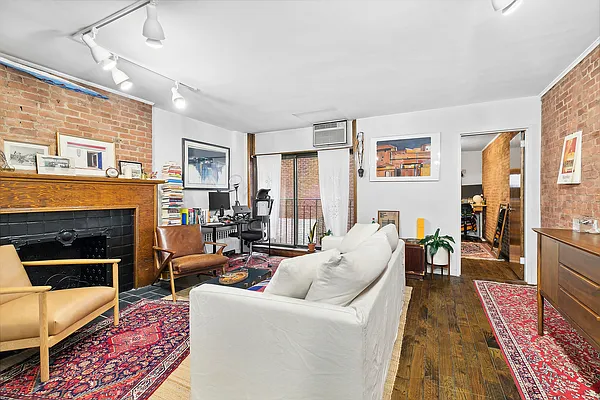 Rented by Compass | media 1