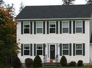 14 Silas Warren Dr, Hermon, ME 04401