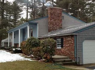 33 Wisteria Dr, Coventry, RI 02816