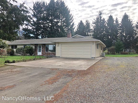 3rd image of 18515 NE 25th St