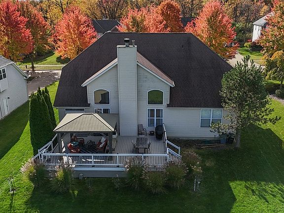 2nd image of 1129 Alexandria Ln