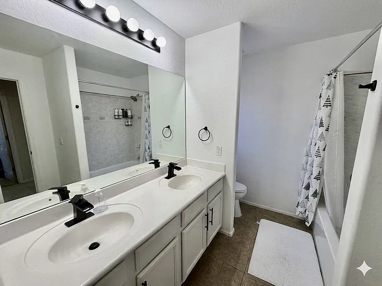 14058 N 158th Ln — Photo 9