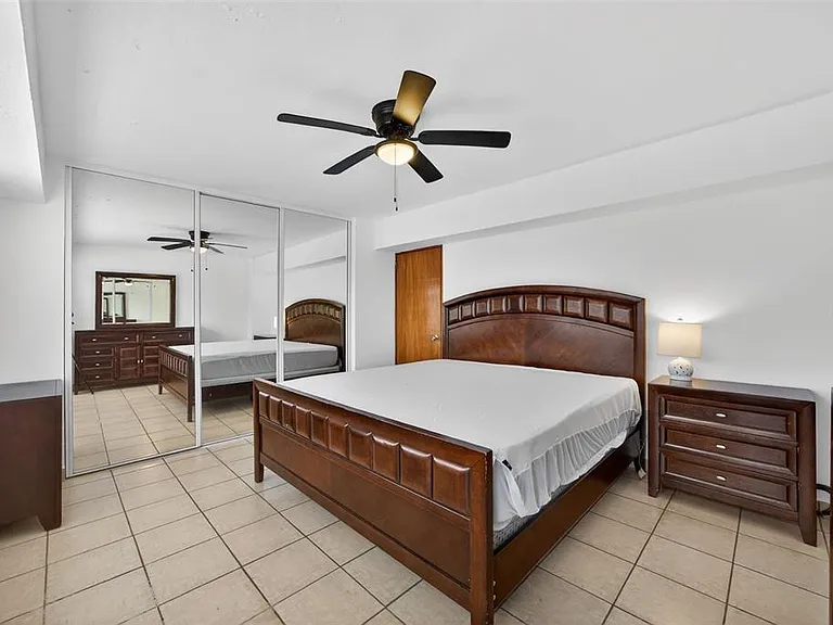 124 Calle #304 — Photo 12