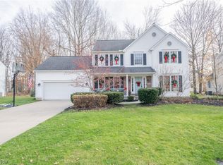 32163 Teasel Ct, Avon Lake, OH 44012