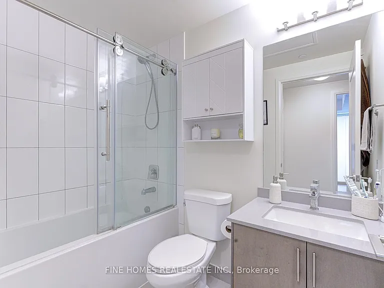 9000 Jane St #1903 — Photo 23