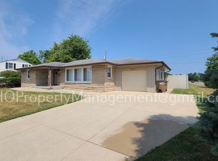 2690 19th St, Columbus, IN 47201