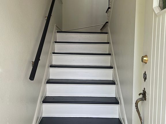 2nd image of 6641 Devonshire Ave Floor 2