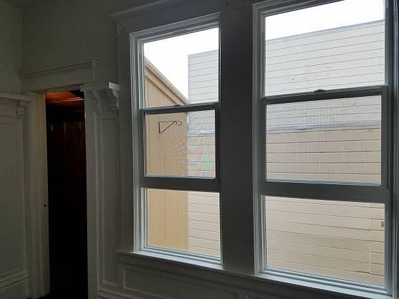 3rd image of 1607 Clement St #1