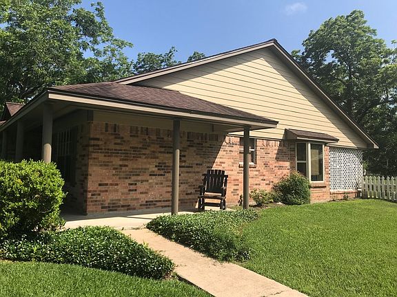 4th image of 319 Wildwood Dr
