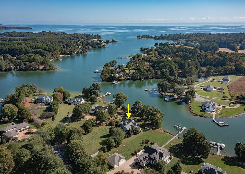 2nd image of 336 Old Point Rd