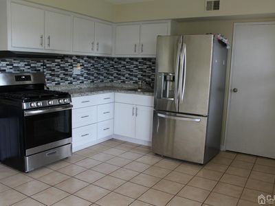 27 Judson St #9B, Edison, NJ, 08837