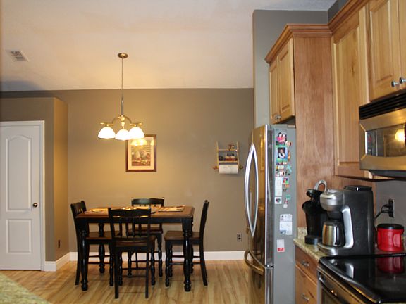 2nd image of 826 Breezy Lake Way