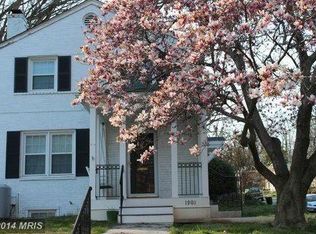 1901 N George Mason Dr, Arlington, VA 22207