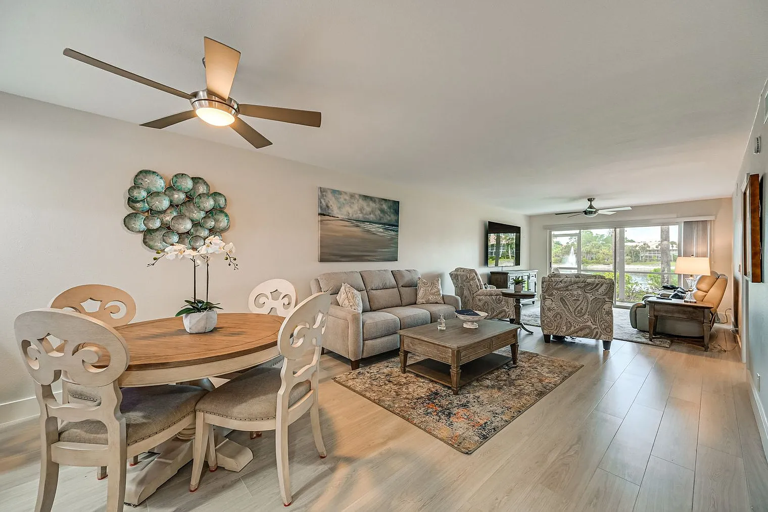 2 bed, 2.0 bath, 1270 sqft, $3,128 — Photo 1