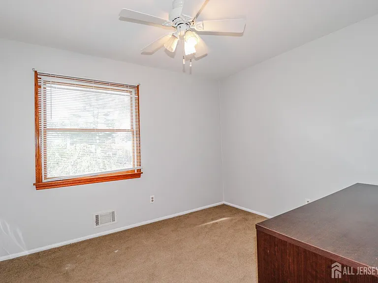 5 Timothy Ct — Photo 20