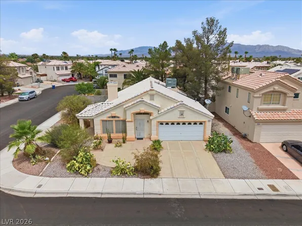 7972 McDowell Dr, Las Vegas, NV 89129
