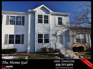 1653 Delaware Ct, Geneva, IL 60134