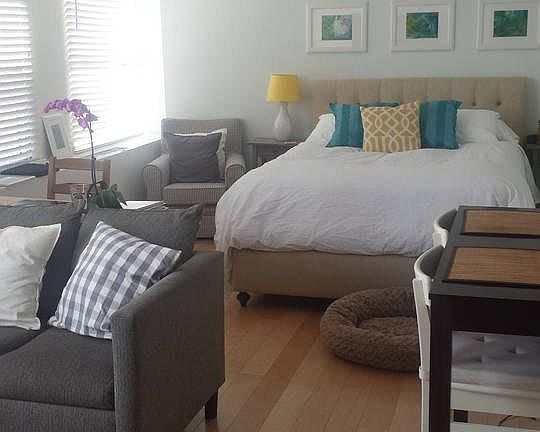 2nd image of 2626 N Lakeview Ave APT 2706