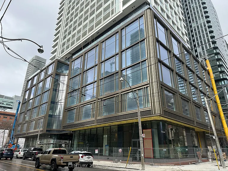 88 Queen St E #2906 — Photo 2