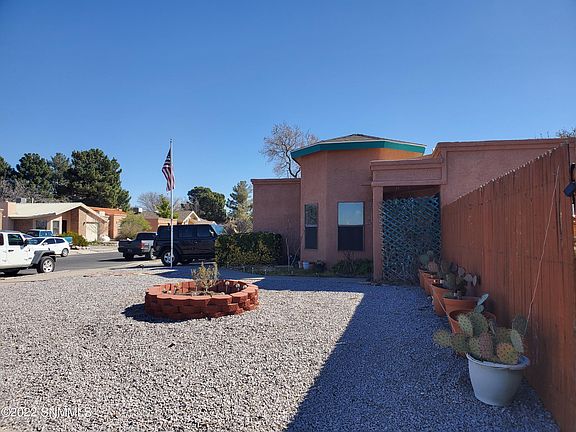 4th image of 1772 Buchanan Ave