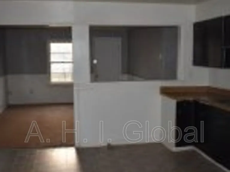 4615 S Lipscomb St — Photo 9