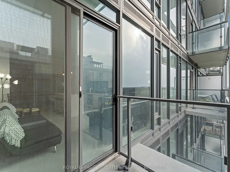 5 Soudan Ave #1629 — Photo 38