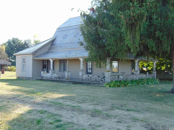 2262 W 100th Rd N, Bluffton, IN 46714