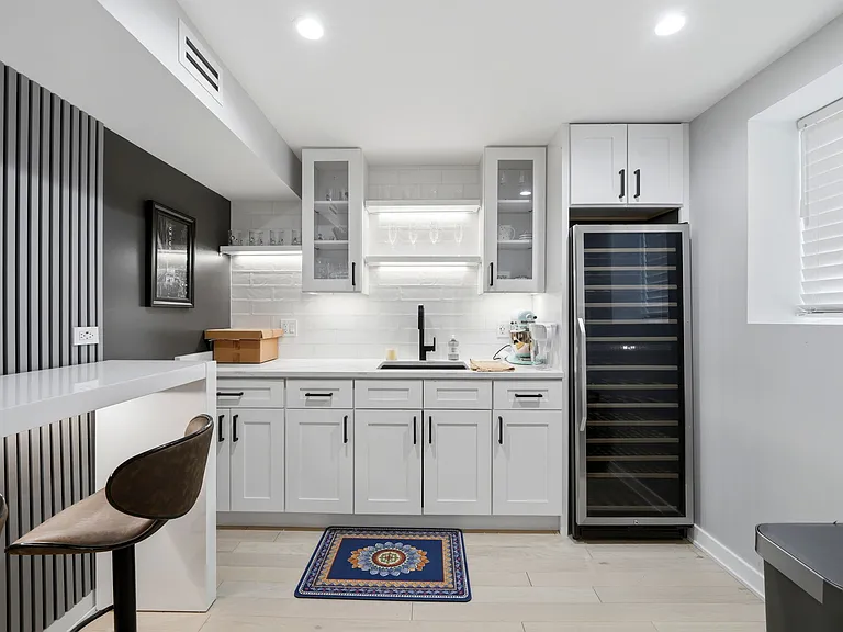 1518 W Melrose St #CH — Photo 20