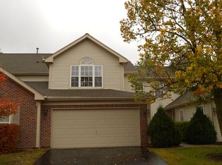 897 Wembley Ct, Elgin, IL 60120