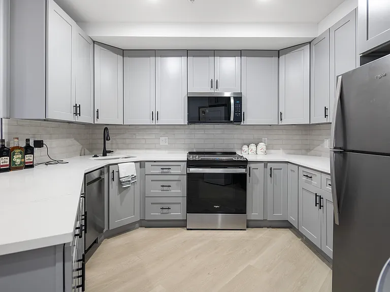 KOP Apartments — Photo 6