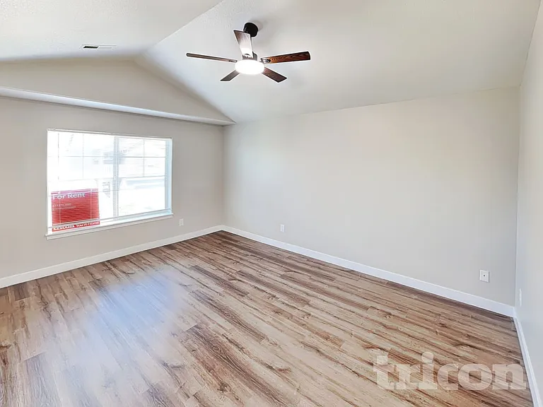 7615 NE 60th Way — Photo 7
