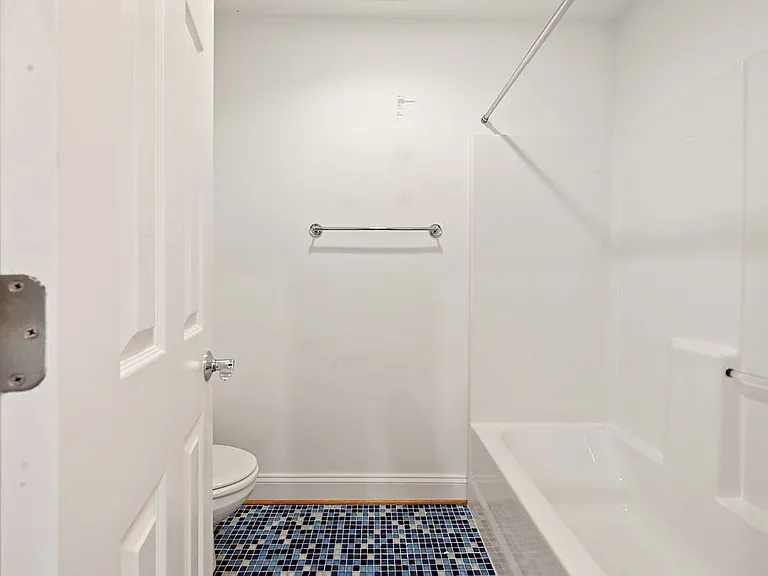 2701 Logan Estates Run — Photo 28