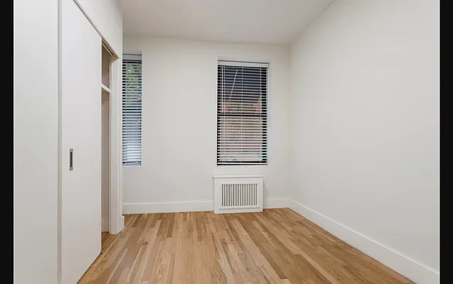 Rented by Sterling Holdings | media 14