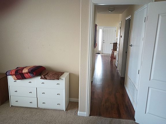4th image of 4605 Hahns Peak Dr