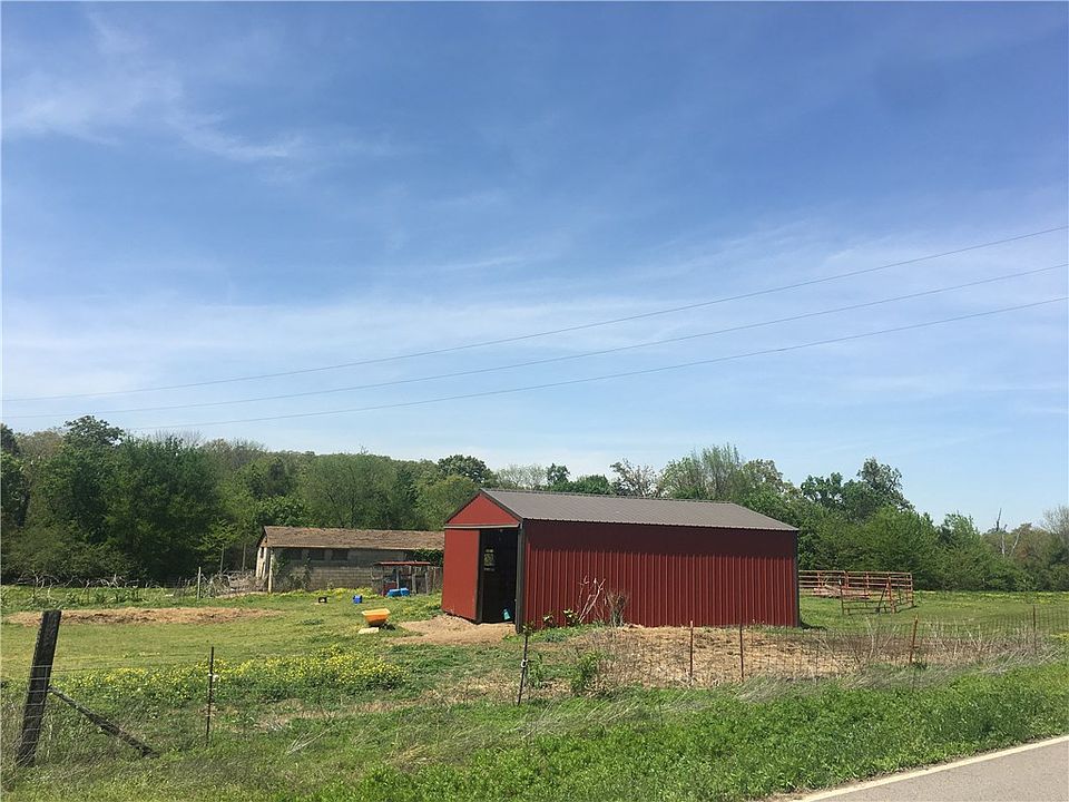 2nd image of 7221 Slaytonville Rd