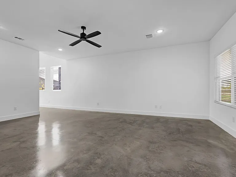 3011 Alpha Wolf Ct — Photo 21