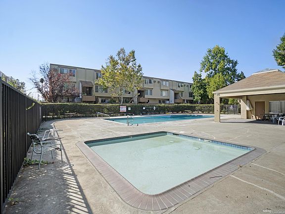 2nd image of 460 Auburn Way APT 11
