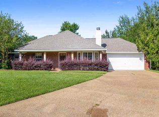 18 Windwood Cv, Flowood, MS 39232