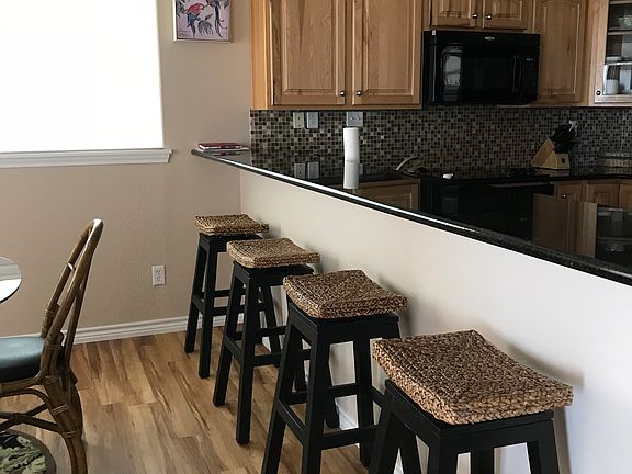 2nd image of 14 Belaire Dr