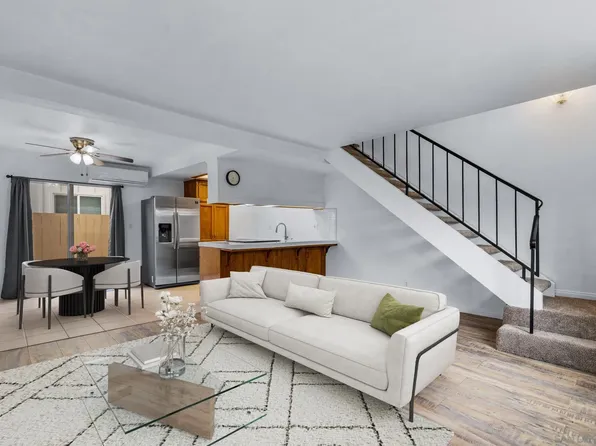 808 One #B, Ramona, CA 92065