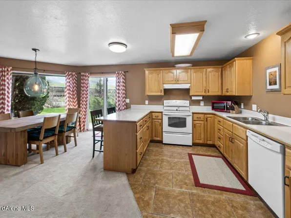 950 W Cameron Ave APT 104, Kellogg, ID 83837