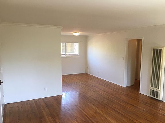 3rd image of 2635 23rd St #B