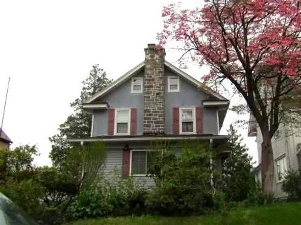 327 Wayne Ave, Lansdowne, PA 19050