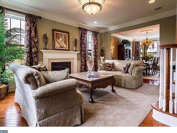 4th image of 603 Bainbridge Dr