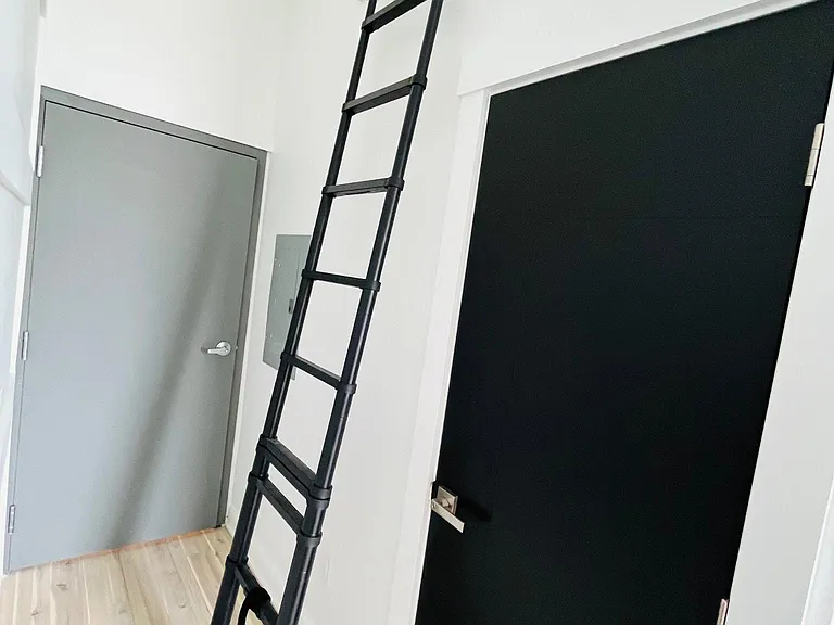 601 York St #9 — Photo 8