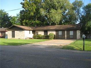 1216 Fair Dr, Angleton, TX 77515