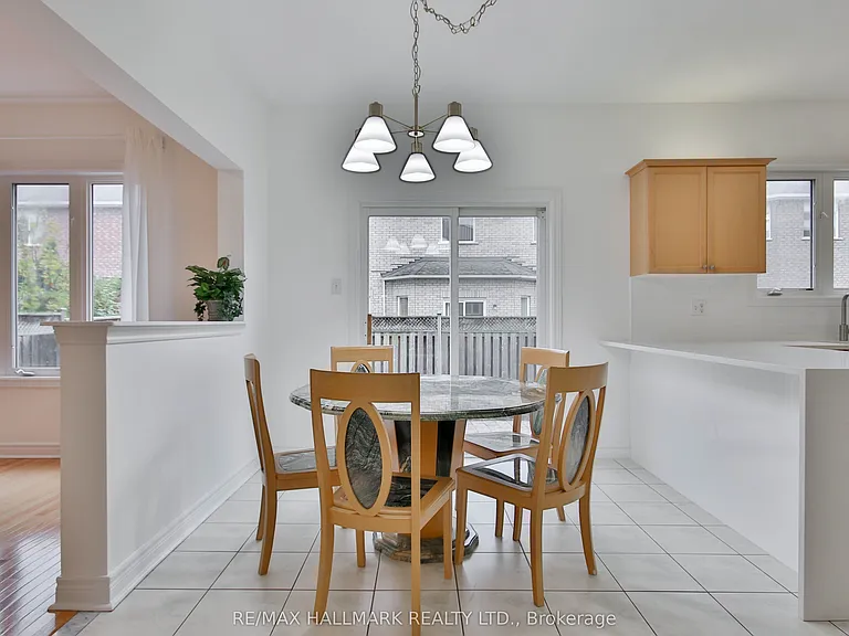 15 Briarglen Rd — Photo 16