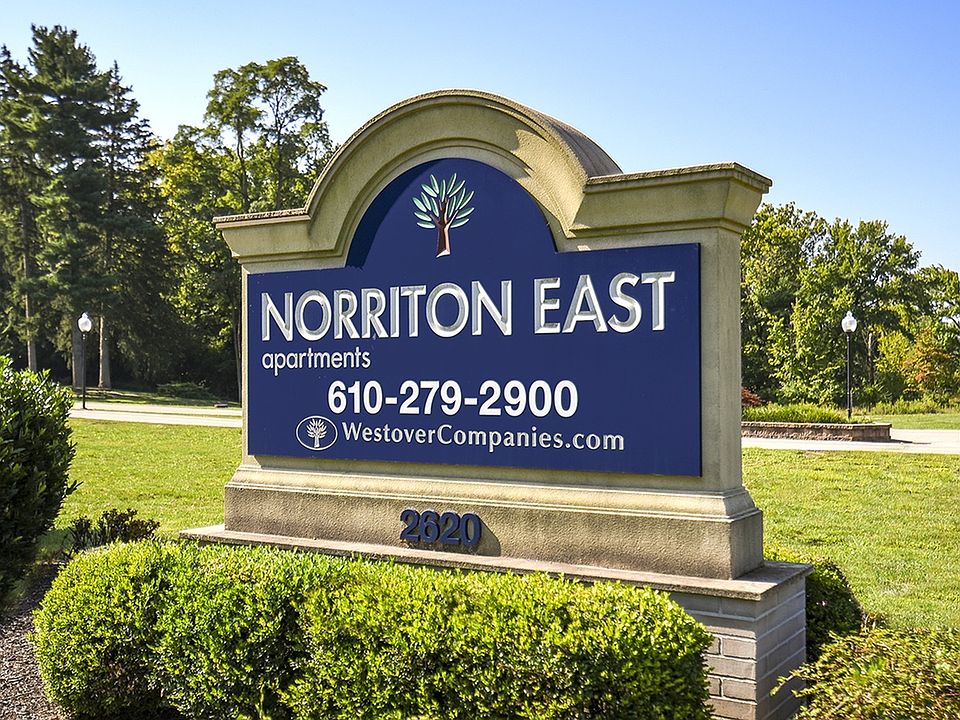 Entrance Sign